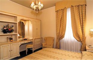 Grand Palace Hotel