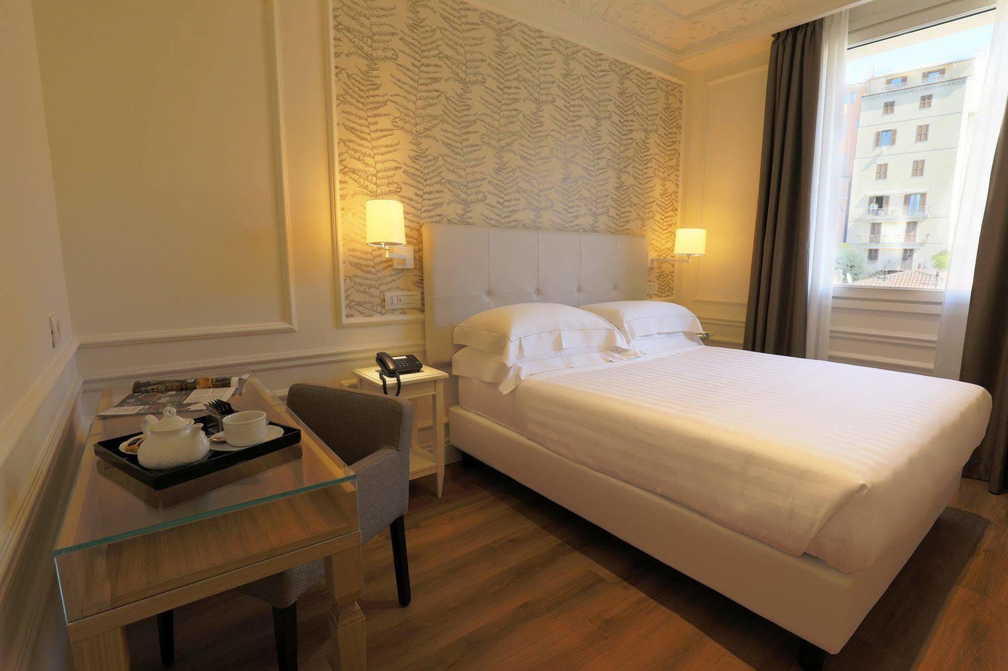 Grand Palace 4*
